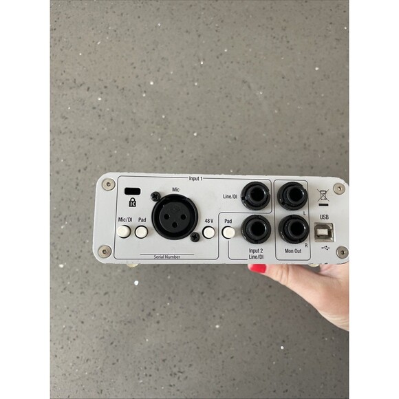 Digidesign Mbox2 Mini USB Audio/MIDI Interface Digital HDD Recording untested - Picture 9 of 9